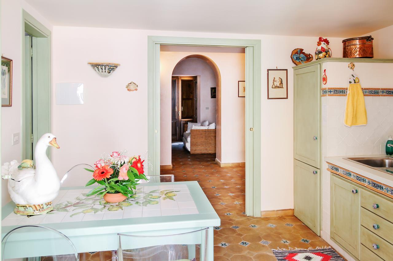 The Charme Of Sicily Apartment ตาออร์มินา ภายนอก รูปภาพ